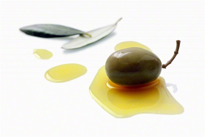 100% Monocultivar Ogliarola Extra fruchtiges Olivenöl 500 ml